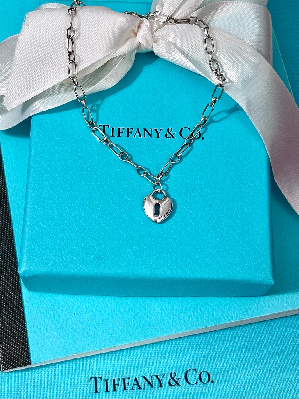Authentic Tiffany & Co Link Bracelet Heart Padlock Charm